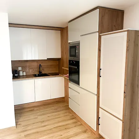 公寓 Magnifique Avec Terrasse Spacieuse Et Jardin Loeche-les-bains