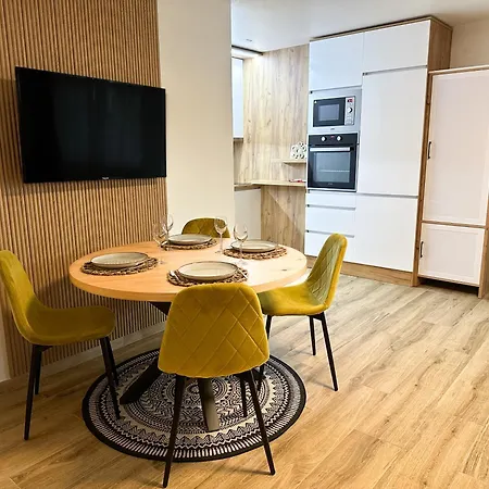 Magnifique Avec Terrasse Spacieuse Et Jardin Loeche-les-bains Apartment *