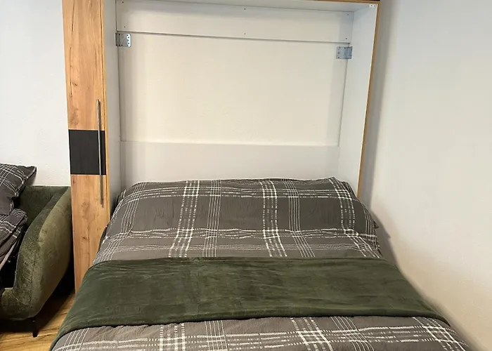 Magnifique Avec Terrasse Spacieuse Et Jardin Loeche-les-bains